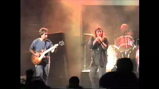 KENTUCKY HEADHUNTERS - SPIRIT IN THE SKY & DUMAS WALKER   Pittsburgh Civic Arena   Sept 15 1993