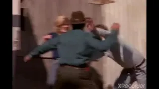 Walker texas ranger 7x11 on the borders final fight