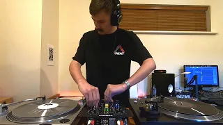 100% Vinyl Dub Techno Mix #4