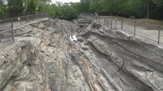 Glacial Grooves on Kelleys Island (Lake Erie)