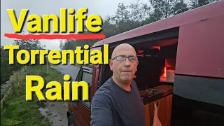 HORRENDOUS RAIN / VANLIFE / STORM BABET / Belgian Malinois