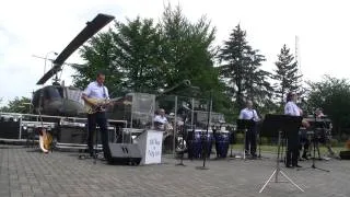 Dancing Queen 🎤 US Air Force Band "Pacific Trends"