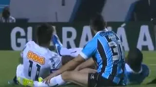 Expulsão de Neymar! Violência. Grêmio 1 x 1 Santos Campeonato Brasileiro 2012.