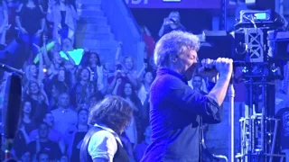 Livin' on a Prayer - BON JOVI (Live @ Fort Lauderdale, FL 2/12/17)