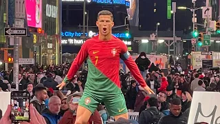 Cristiano Ronaldo y su estatua en Nueva York