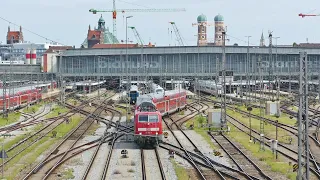 München Hauptbahnhof mit Blick von der Hackerbrücke..........