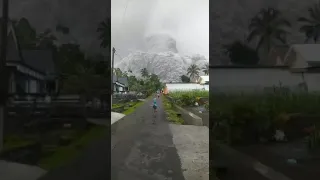 Locals Flee From Massive Mount Semeru Eruption In Indonesia