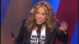 Sheryl Crow Wins Pop/Rock Female - AMA 2003 30th Annual