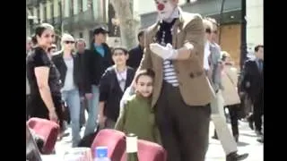 Clown Durilov - vol 10 - Barcelona street laugh attack Documentary Movie (estilo mimo Karcocha)