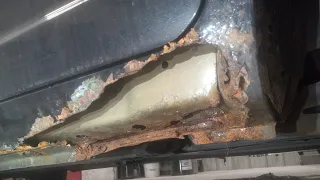 EXTREMELY RUSTY CAR, surprise under the fender liner.inner and outer of Rocker panels Repaired👍