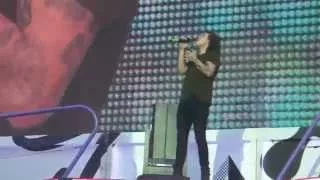 Strong (Harry SLAYS Zayn's solo) - One Direction in Helsinki, Finland 27.6.2015