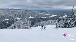 Snowboarding with 7 years old - stunning scenery @ Cypress Mountain Vancouver