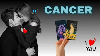 CANCER ❤️✨, AN ADMIRER 😍 IS COMING TO EXPRESS THEIR LOVE‼️ YOU DONT SEE THIS COMING 🤭LOVE TAROT