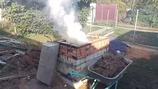Печь из кирпича для сжигания мусора на даче