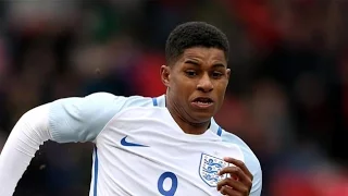 Marcus Rashford shows off skills during warm up