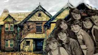 FAMILY VANISHED Abandoned House frozen In Time Everything Left Behind