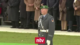 Soldaten schwören ersten öffentlichen Eid seit 2013 | n-tv