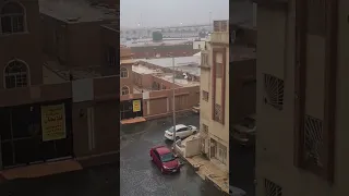 أمطار #جدة الان 🌧 | اللهم صيبا نافعا 🤲🏼 | Jeddah #rain NOW | #تعلم_الانجليزية #english #shorts