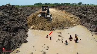 Smartest Expert Dozer Komatsu Design Road Made Foundation Construction By Push Rock Drop Down Water