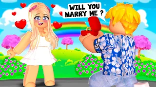 JOSH ASKED ME TO MARRY HIM IN ROBLOX BROOKHAVEN!