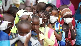 Africa Weekly: South Africa reopens international borders as coronavirus figures keep dropping | AFP