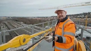 Stuttgart 21: Kranführer auf der Baustelle am Hauptbahnhof