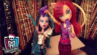 MhMotionBros Stop Motion | Steal the Show | Monster High