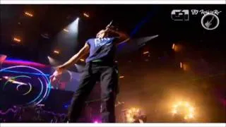 Coldplay - Every teardrop is a waterfall - live