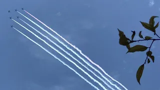 【4K】Blue Impulse flies over central Tokyo for Olympics Opening Ceremony