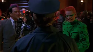 Two-Face Shows The Riddler How To Be A Villain