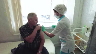 В Югре после полугодового перерыва возобновляется вакцинация от ковида