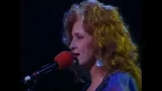 Bonnie Raitt - Green Lights - 12/31/1989 - Oakland Coliseum Arena (Official)