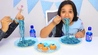 تحدي يوم كامل باللون الأزرق !! EATING ONLY BLUE FOOD FOR 24 HOURS