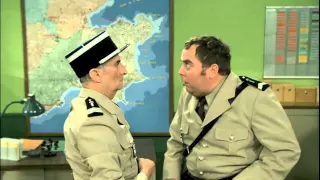 Louis de Funès: Le Gendarme et les extra-terrestres (1979) - Mais y en a là dedans!