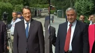 Cypriot, Turkish Cypriot leaders arrive for UN backed talks