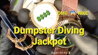 Dumpster Diving and found Golden Watches , Roblox Nike Airforces and more ! 😲