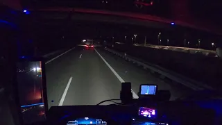 POV Driving Mercedes Actros Gigaspace 1848 in Germany 🇩🇪.  Driving at night. Cockpit view 4K