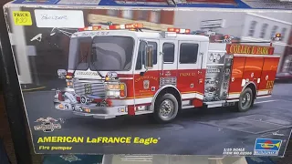 Scale 1/25 trumpeter American Lafrance eagle fire truck