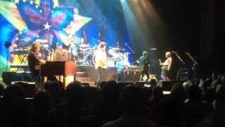 "Hold the Line"   Steve Lukather (Toto) with Ringo Starr and his All-Starr band
