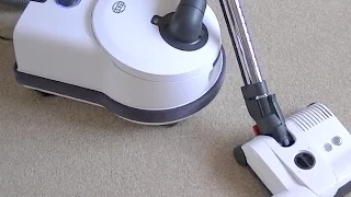 Sebo D4 Premium Cylinder Vacuum Cleaner review & demonstration