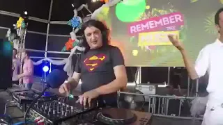 José coll sesión Remember Medusa Beach Club Festival.