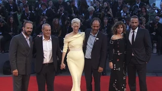 Dakota Johnson, Tilda Swinton, Ralph Fiennes, Elizabeth Banks at 'A Bigger Splash' Red Carpet