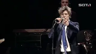 David Bowie - Heroes ao vivo (Tradução Português)