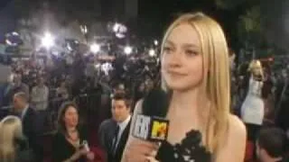 Dakota Fanning at New Moon World Prémière - MTV Interview