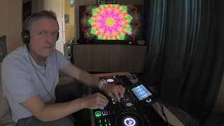 Essais de la DJ Denon Prime 4