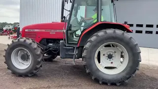 Lot 280, 2001 Massey Ferguson 4270 4WD Tractor