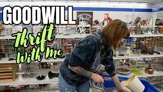 Straight Out Of The FRESH CART | Goodwill Thrift With Me | Reselling