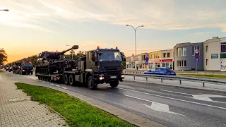 Warszawa - przejazd kolumny wojskowej z pikniku (2021-08-15, 19:45)