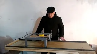 Рейсмус из ручного электрорубанка.Thickness planer.