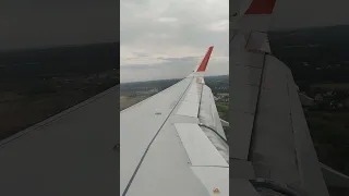 Airbus A320 заход и посадка в Шереметьево!!!))))